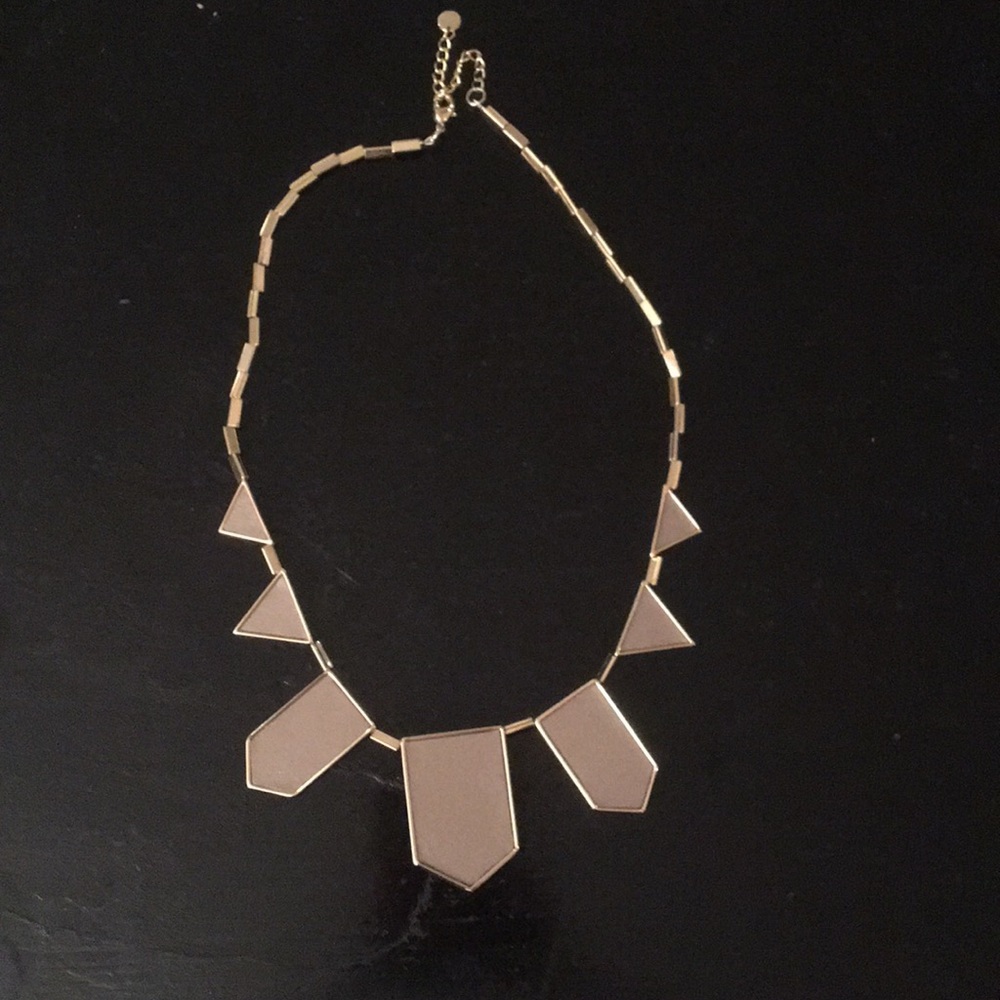 House of Harlow necklace in great condition